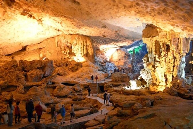 Halong Bay Day Tour By Diamond Era Cruise,Titop,Sung Sot & kayak - Sunset party and the return sail