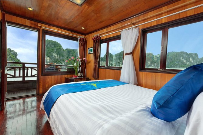 Halong bay deluxe cruise 2 days/ 1 night: kayaking, titop island, surprise cave - What the $140 Halong Bay cruise really includes
