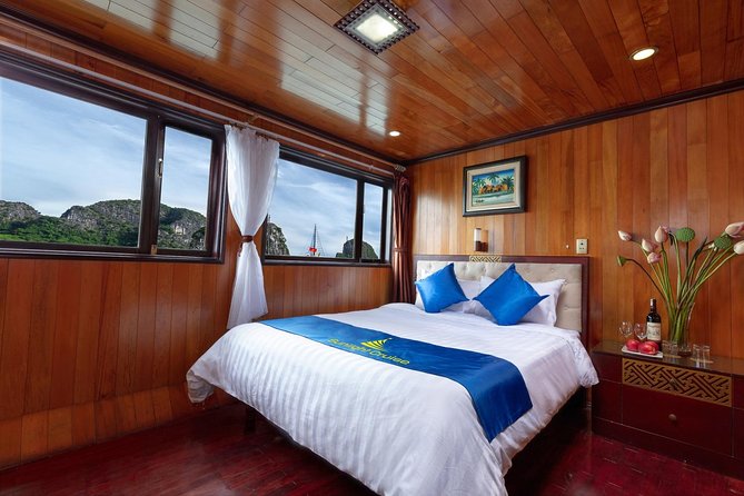 Halong bay deluxe cruise 2Days/1night: Kayaking, swimming, cave, mountain, meals - Surprise Cave and the shape of Ha Long Bay