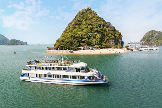 Halong Bay Deluxe Cruise with Lunch, Kayaking & Cave Tour - Key Points Before You Book