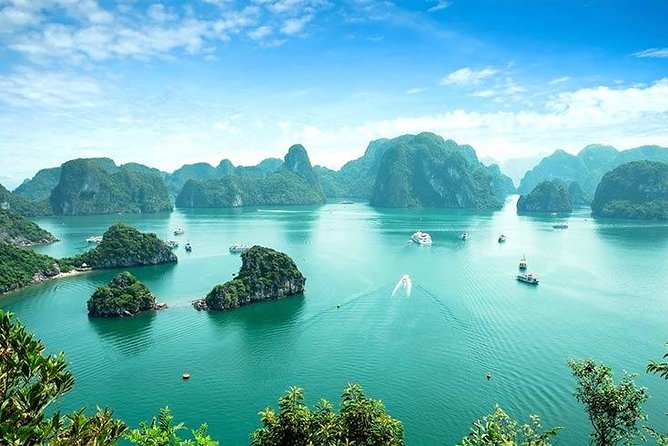 Halong Bay Full-Day - 5.5 Hours On-Boat With Cave And Kayaking - The morning ride from Hanoi to the harbor