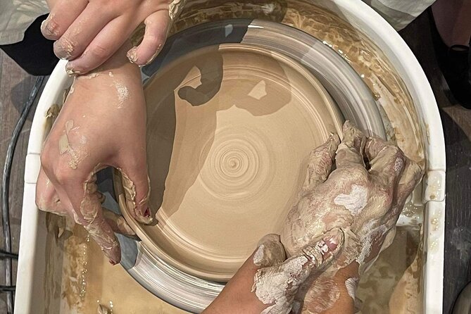 Halong Bay: Fun pottery workshops with local artists - Arriving at The Studio Ha Long