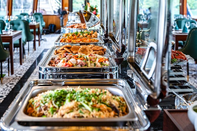 Halong bay Luxur Cruise Day trip: Buffet lunch & Limousine bus - The cruise through Halong Bay