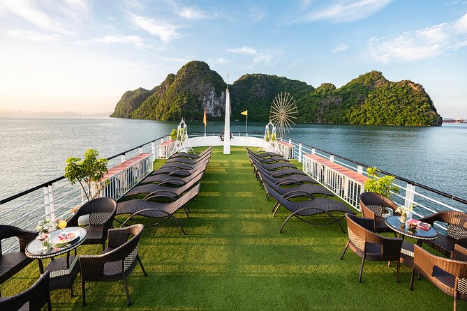 Halong bay Luxury Cruise Day Trip: Buffet lunch & Limousine bus - Leaving Hanoi by limousine