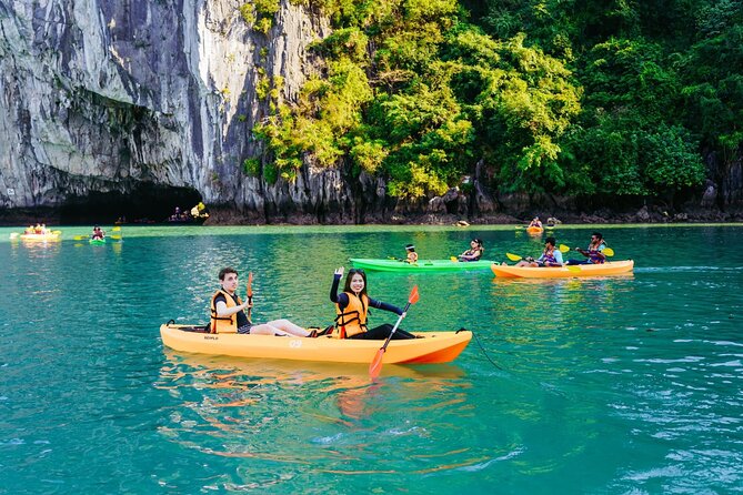 Halong bay Luxury Cruise Trip: Titop Island, Amazing Cave & Kayak - Luon Cave by kayak or bamboo boat
