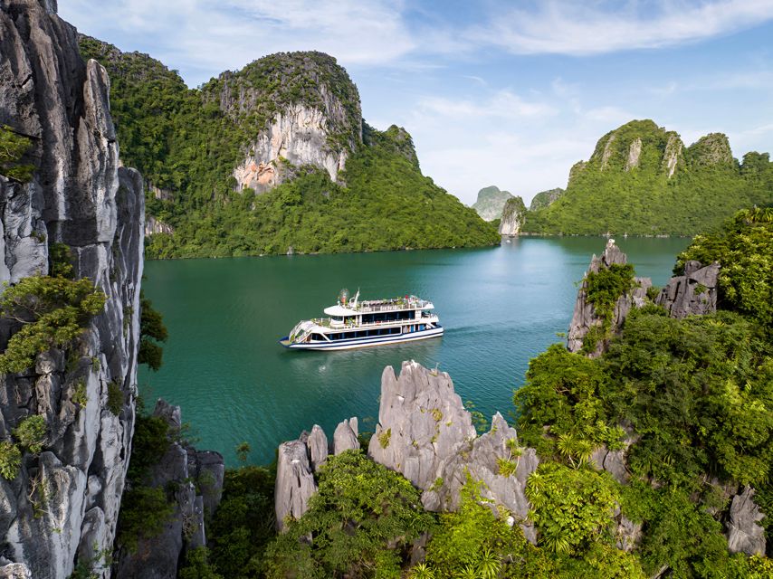 Halong Bay Luxury Cruise with Kayaking & Lunch Buffet - Is $43 a fair price for the day?
