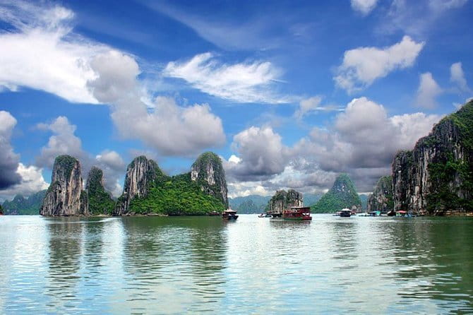 Halong Bay Shore Excursion: Full Day Cruise Tour from Cruise Port - Why Ha Long Bay is worth seeing from a day boat