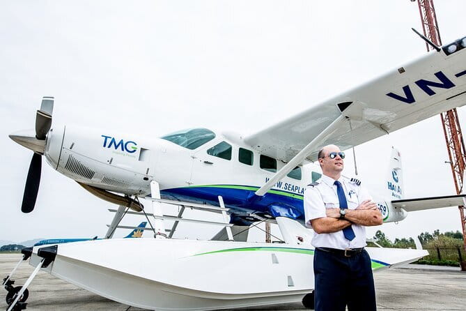 Halong Bay Sightseeing with Seaplane 25 Minutes on the Sky - Following Cong Do Island’s sheltered coast