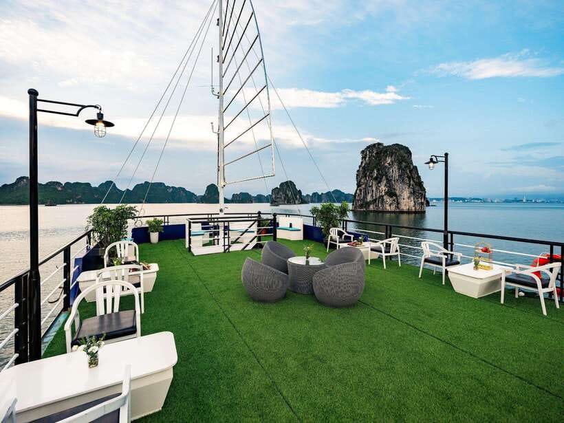 Halong Day Cruise Highlights with Big & Small Group Tours - Titov Island for swimming or the best view