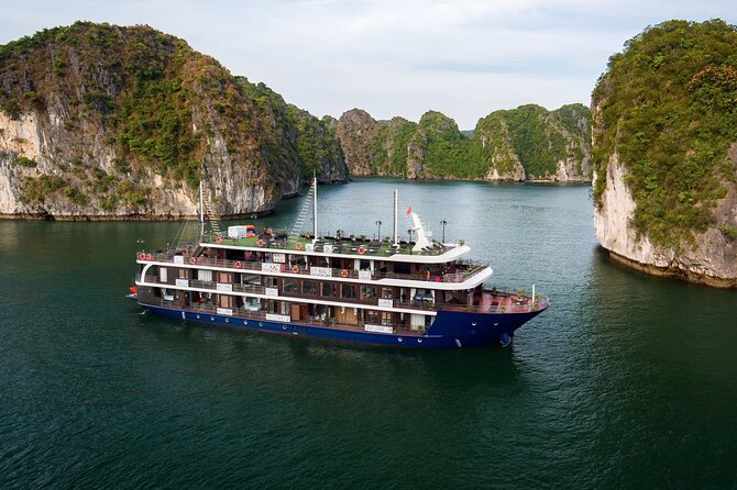Halong La Pandora Cruise 2days/1Night - Sunset drinks, cooking, and squid fishing