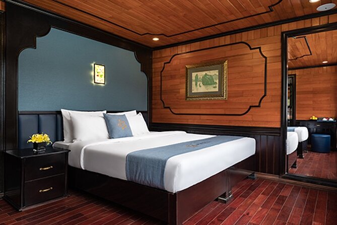 HaLong - LanHa Bay 2 Nights with La Pandora Boutique Cruises - Boarding and the first afternoon around Ong Cam