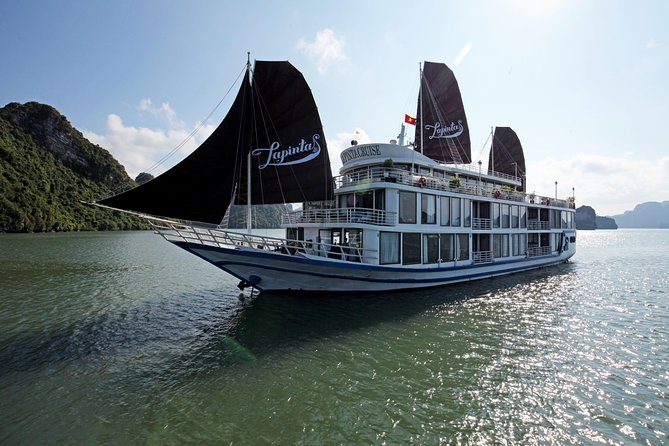 Halong - LanHa Bay with 3.5star La Pinta Cruise 3days/2nights - Day two, Viet Hai Village and the heart of Lan Ha Bay