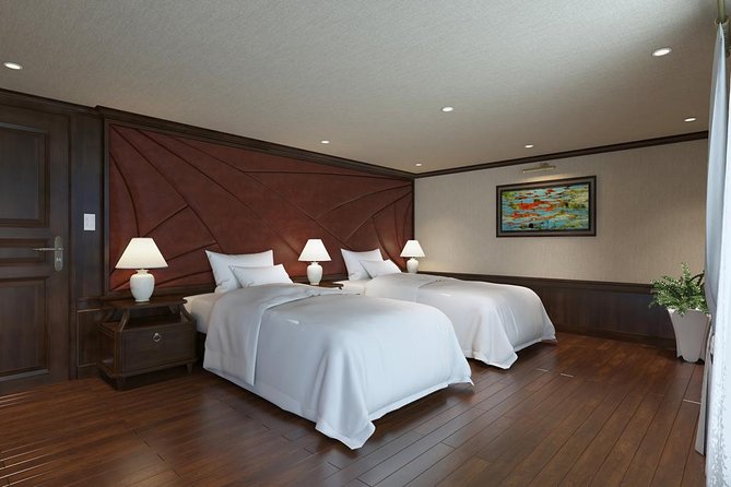 Halong Luxury Cruise 2D/1N: Kayaking, swimming, Titop island, Surprise cave - Boarding at noon and settling into the cabin
