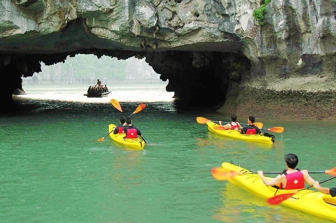 Halong Luxury Cruise Full Day Tour from Hanoi: All Inclusive - Sunset tea and the ride back to Hanoi