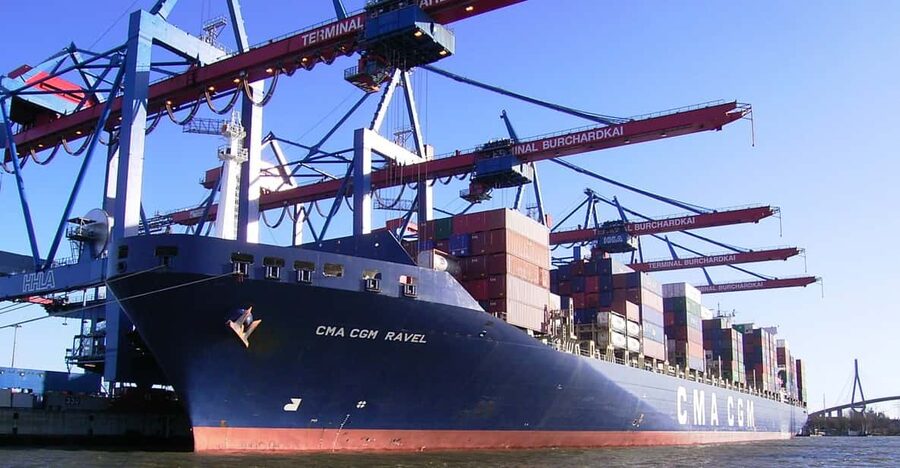 Hamburg: 1-Hour Harbor Cruise - Key points to know before boarding