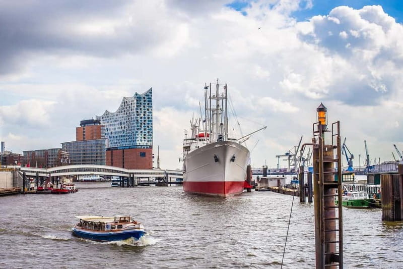 Hamburg: Grand Harbor Tour by Traditional Barge - Elbphilharmonie and HafenCity views