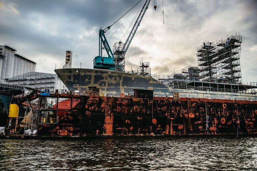Hamburg: Harbor Cruise - HafenCity and the Elbphilharmonie from the river