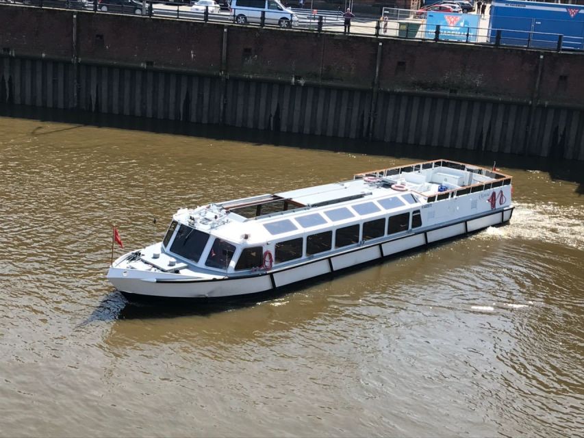 Hamburg: Harbor Cruise - What the one-hour timing means