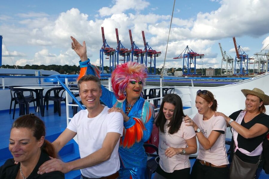 Hamburg: Party Harbor Cruise with Olivia Jones - What makes the Olivia Ahoi! cruise different