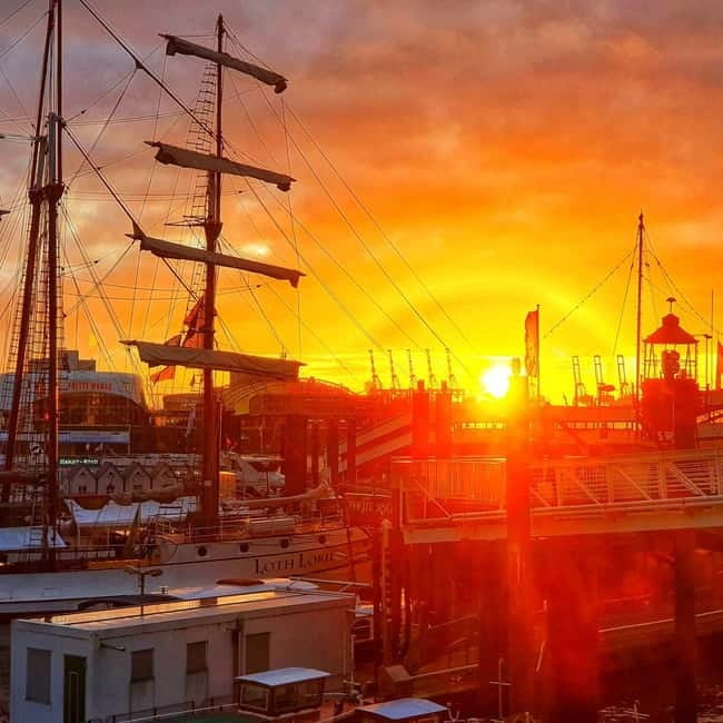 Hamburg: Private Harbor Tour by Boat - A private boat changes the feel of the tour