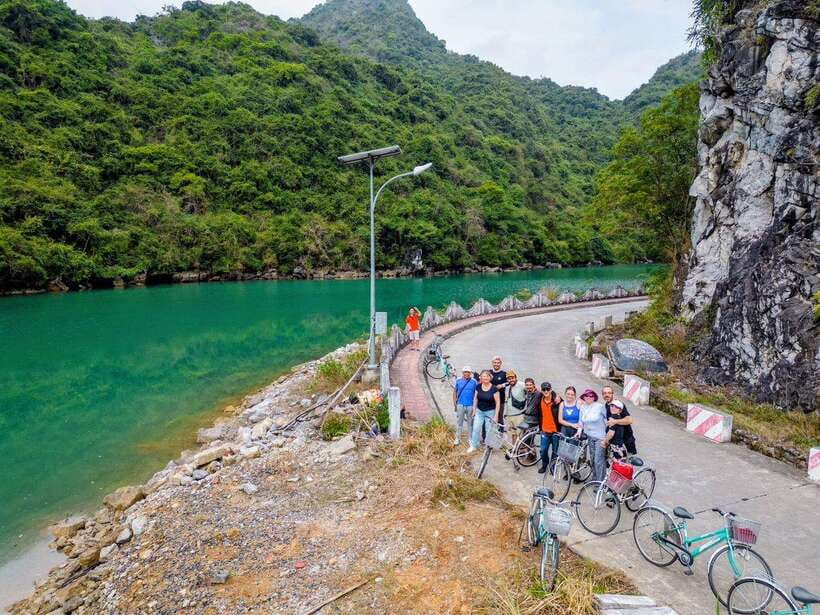 Hanoi: 2-Day Ha Long and Lan Ha Bay Cruise with Kayaking - Spring rolls, sunset, and an active evening