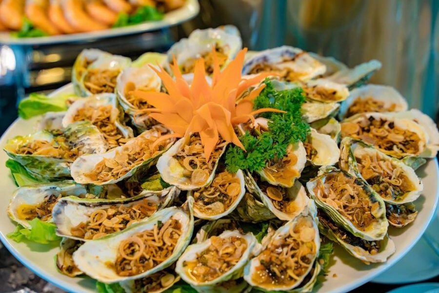 Hanoi: 2-Day Halong, LanHa 5-Star Cruise w/ Balcony &Bathtub - Who should book this cruise