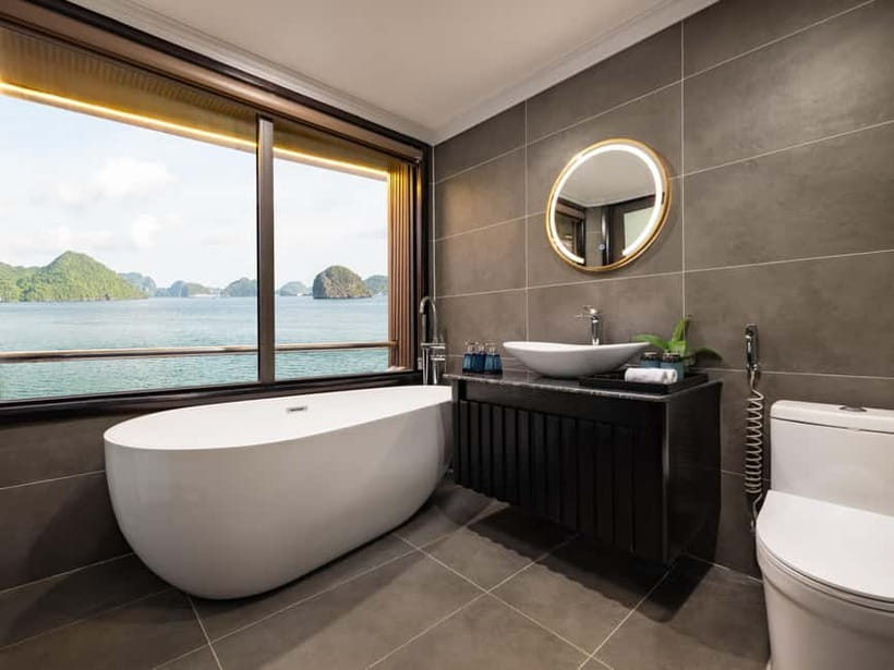Hanoi: 2-Day Halong, LanHa 5-Star Cruise w/ Balcony &Bathtub - Getting from Hanoi to Tuan Chau Marina
