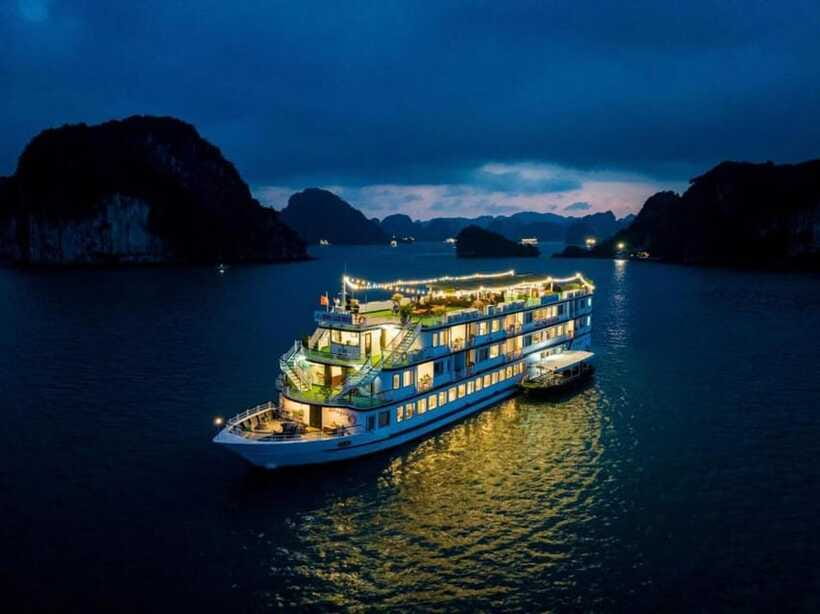 Hanoi: 2D1N Ha Long Bay by Amanda Premier Cruise - Titop Island for swimming and a short hike