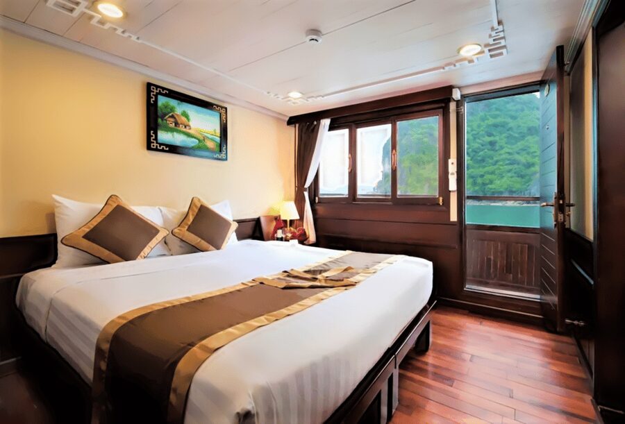 Hanoi: 2D1N Ha Long Bay by Le Journey Cruise - The Hanoi pickup and three-hour highway ride