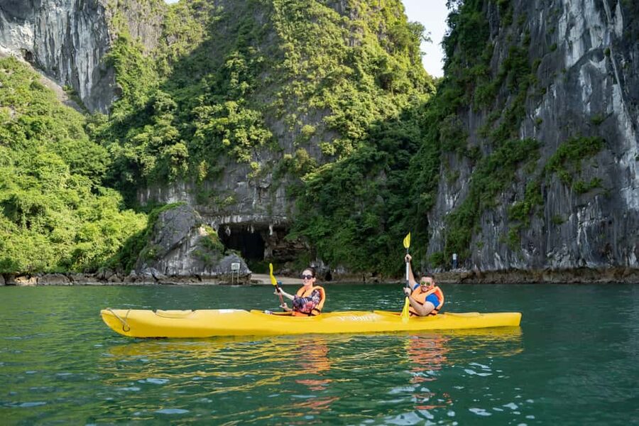 Hanoi: 3-Day 2-Night Ha Long Bay and Lan Ha Bay Cruise - Who should book this cruise?