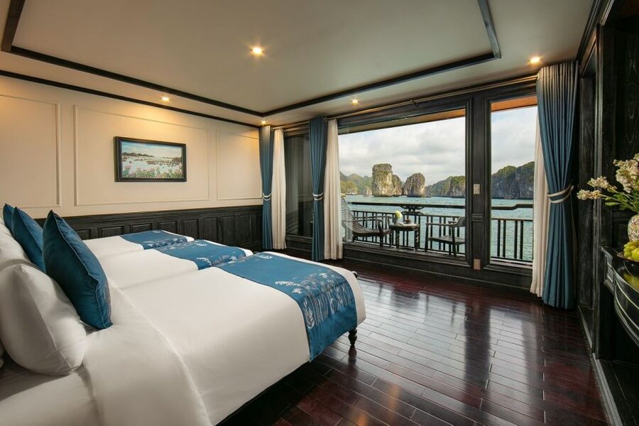 Hanoi: 3-Day Ha Long/Lan Ha Bay Cruise with Private Balcony - Day one: settling in, kayaking, and the first sunset