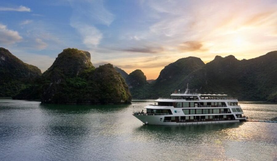 Hanoi: 3-Day Ninh Binh and Lan Ha Bay Cruise with Homestay - From Hanoi to Hoa Lu’s early royal temples