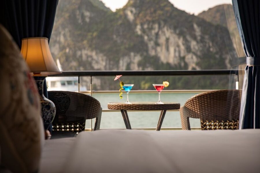 Hanoi: 3-Day Ninh Binh and Lan Ha Bay Cruise with Homestay - Boarding the Lan Ha Bay cruise