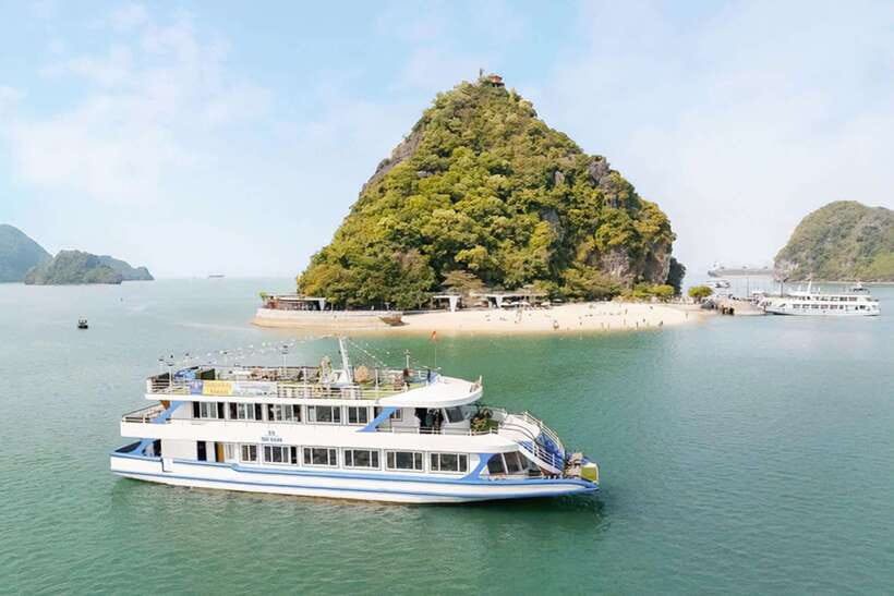 Hanoi: 5-Star Halong Bay Cruise with Lunch, Jacuzzi & Party - Sung Sot Cave on Bo Hon Island