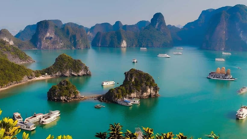 Hanoi:Best 5-Star Ha Long 1 Day Tour with limousine transfer - Sung Sot Cave And Its 200 Steps