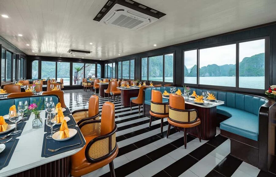 Hanoi/Cat Ba: Lan Ha Bay Day Cruise with Dark & Bright Caves - At a glance