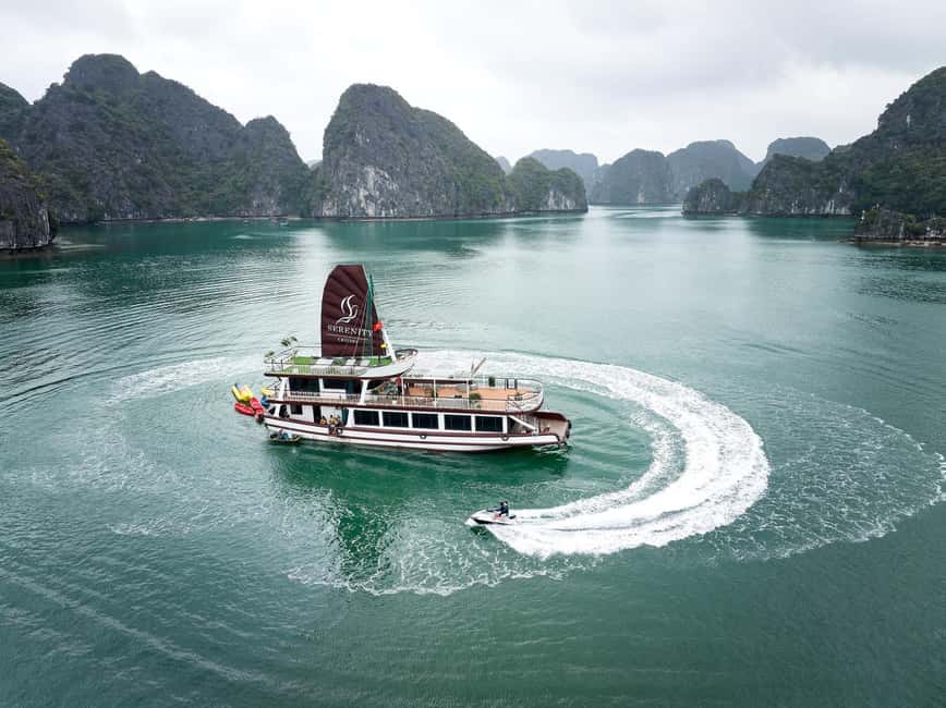 Hanoi/Cat Ba: Lan Ha Bay Day Cruise with Dark & Bright Caves - Cai Beo fishing village and the first views of the bay