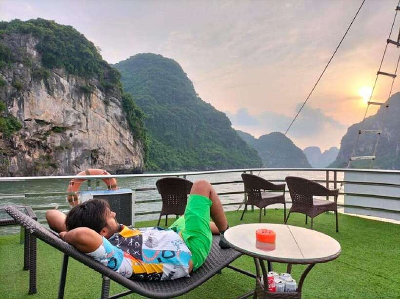 Hanoi: Full-Day Halong Bay Cruise with Kayak, Caves & Lunch - Kayaking through Luon Cave