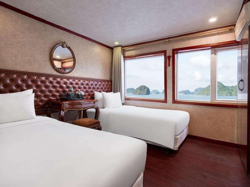 Hanoi: Ha Long & Bai Tu Long Bay 1 or 2-Day Cruise - Morning at Vung Vieng Fishing Village