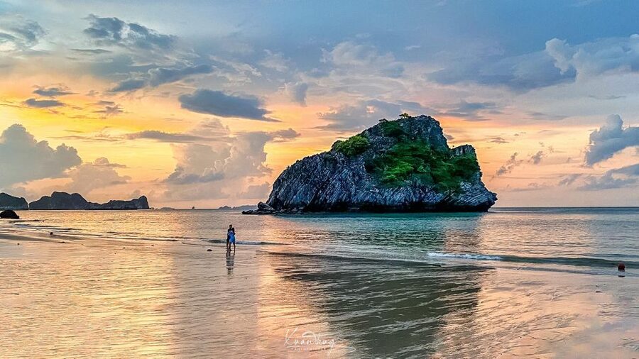 Hanoi: Ha Long Bay & CatBa Island 3-Day with Boutique Cruise - Morning cave visit and the change to Cat Ba Island