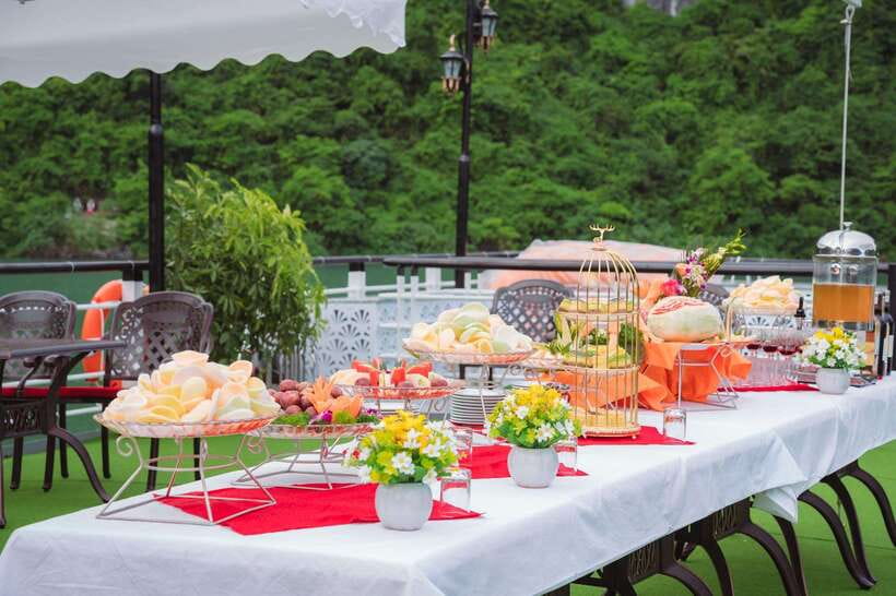 Hanoi: Ha Long Bay Day Tour - Apollo Cruise, Jacuzzi, Buffet - Ti Top Island for swimming and views