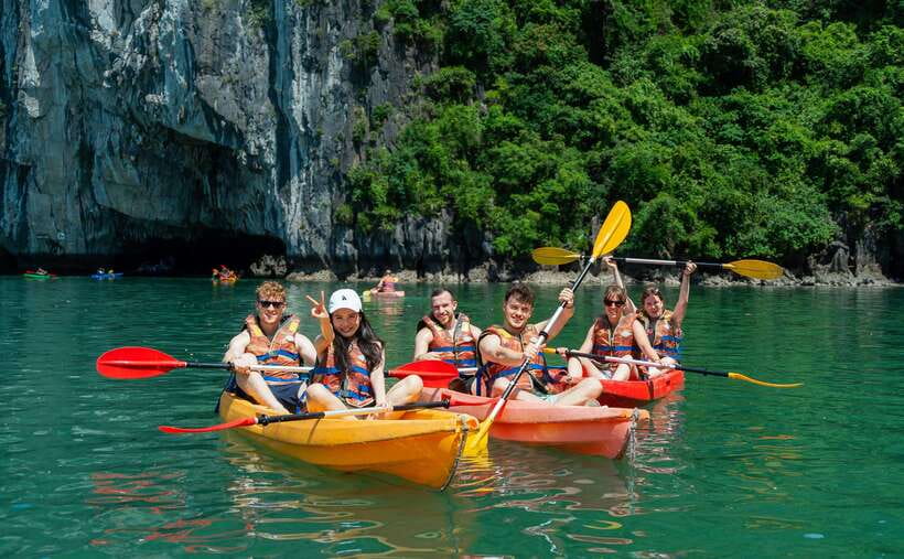 Hanoi: Halong Bay Cruise, Amazing Cave, Titov Island & Kayak - The sunset party on the return cruise