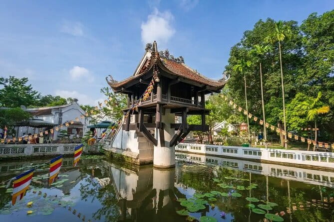 Hanoi in a day from Halong city - Meeting your Hanoi guide at the Opera House