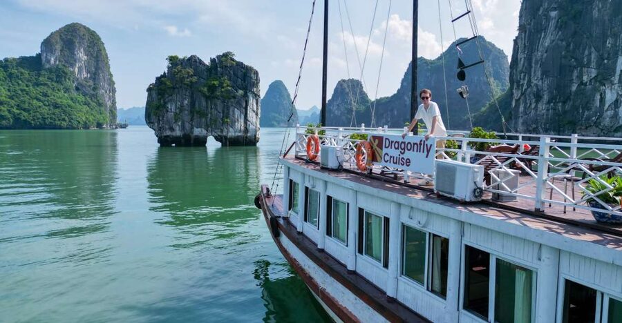 Hanoi: Islands & Caves Ha Long Cruise with Lunch & Kayaking - Boarding the Dragonfly Cruise at noon