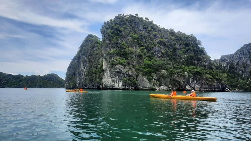 Hanoi: Lan Ha Bay Boat Tour - Lunch, Beach, Kayaking - Ben Beo Pier and the first boat ride