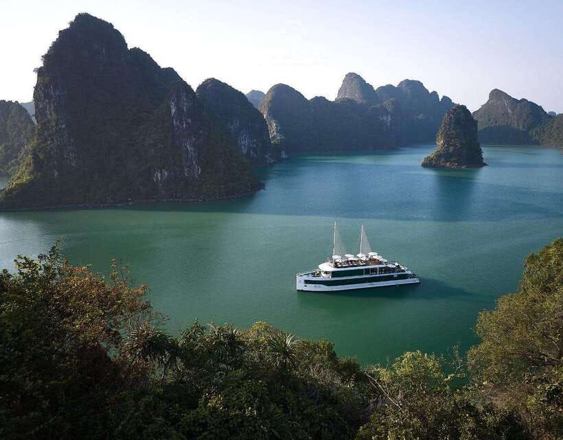 Hanoi: Luxury Lan Ha Bay Jade Sails Cruise with Buffet Lunch - Bright Cave and its enclosed lagoon