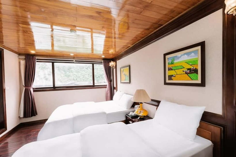 Hanoi/Ninh Binh: 2-Day Lan Ha Bay & Cat Ba with Small Cruise - What the $182 Lan Ha Bay trip actually offers