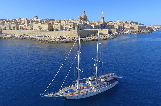 Hera 3 Bay Cruise including the Blue Lagoon - The final Maltese bay and the return to Sliema