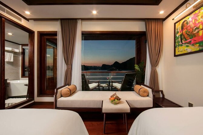 Heritage Cruises Best Luxury Cruise to Halong and Lan Ha Bay 2D1N - The first night: food, music, and quiet water