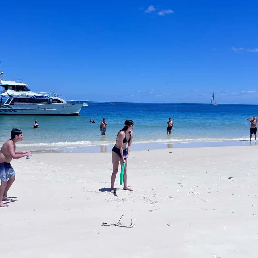Hervey Bay: Aqua Oasis Cruise - The 8am departure from Hervey Bay